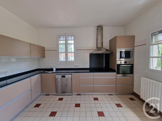 Maison 5 pièces 189 m²