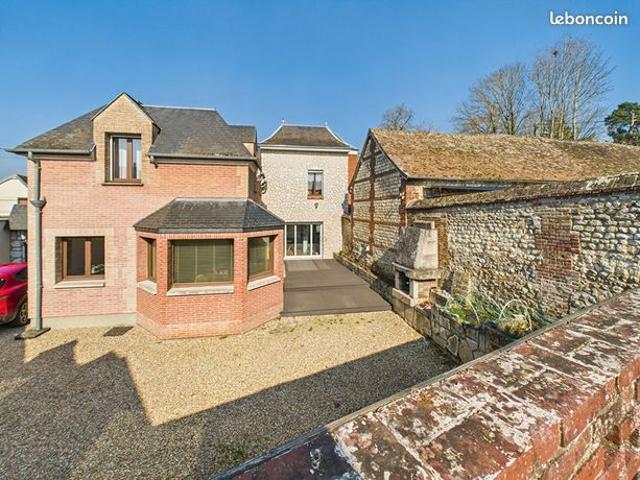 Maison 5 pièces 180 m²
