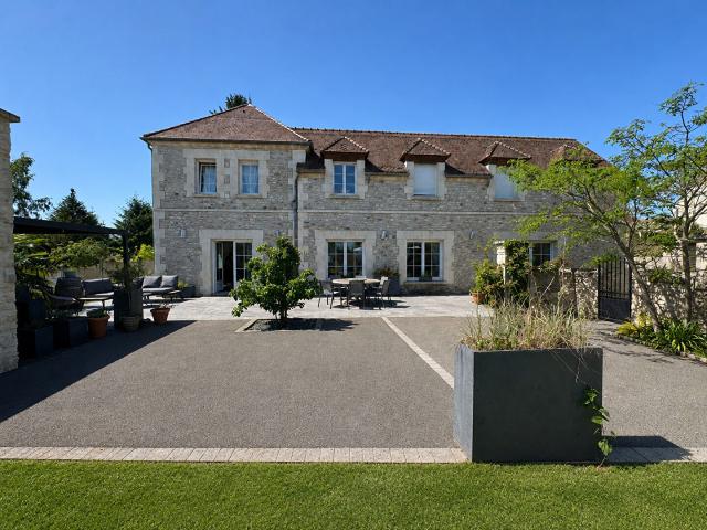 Maison 5 pièces 180 m²