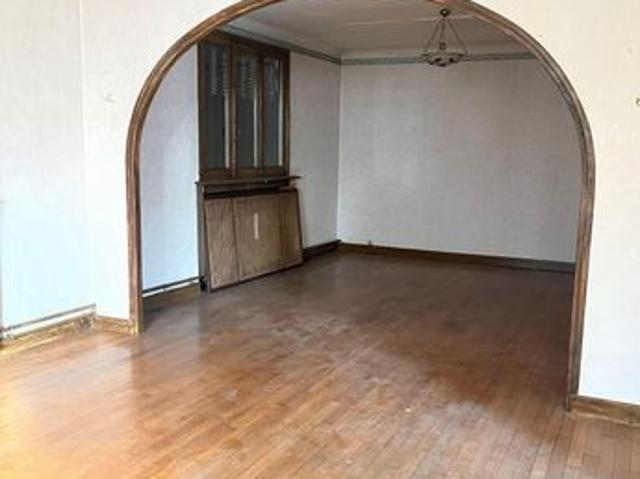 Maison 5 pièces 180 m²