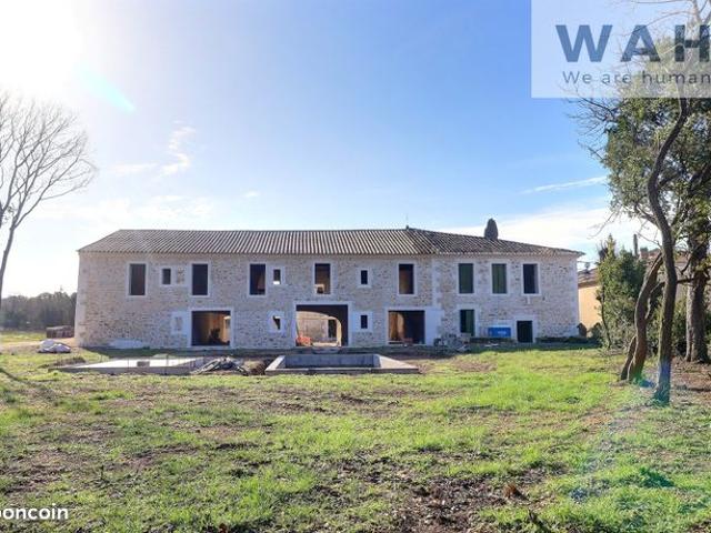Maison 5 pièces 180 m²