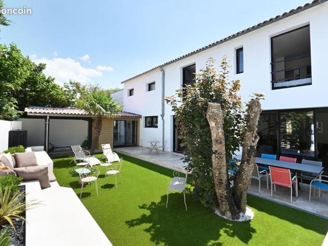 Maison 5 pièces 180 m²