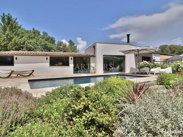 Maison 5 pièces 180 m²