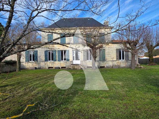 Maison 5 pièces 180 m²