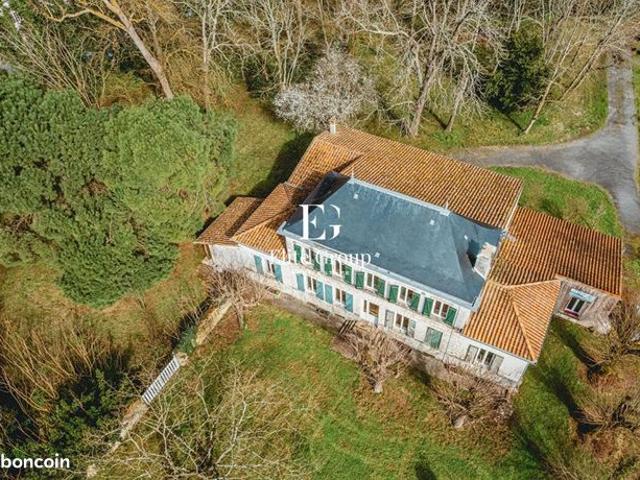 Maison 5 pièces 180 m²