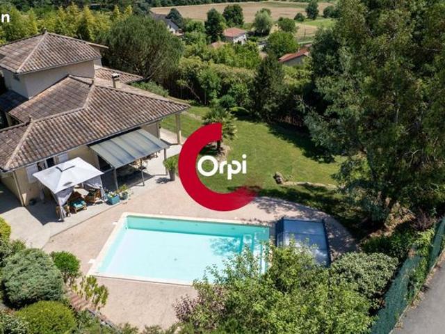 Maison 5 pièces 180 m²