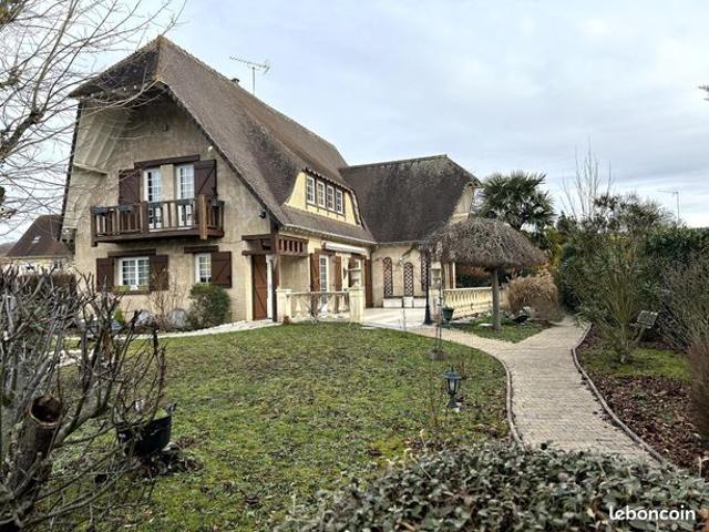 Maison 5 pièces 180 m²