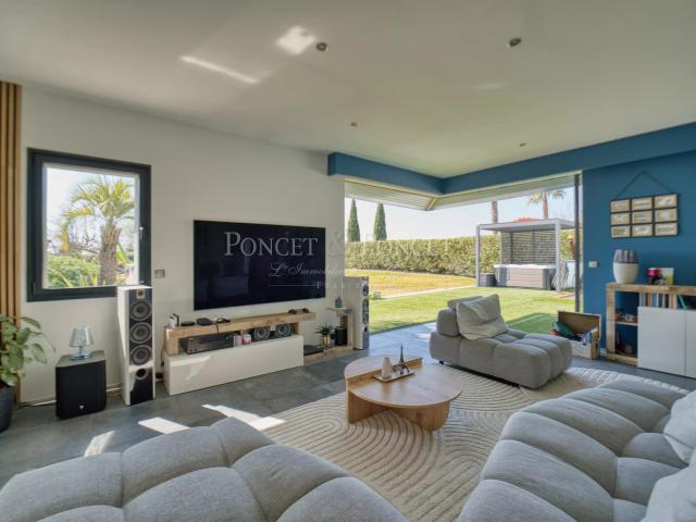 Maison 5 pièces 180 m²