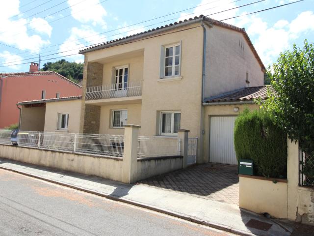 Maison 5 pièces 180 m²