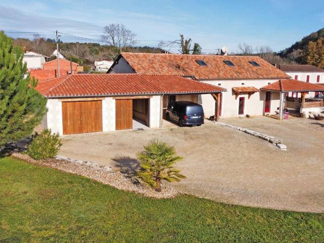 Maison 5 pièces 180 m²