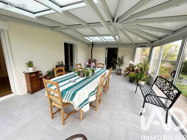 Maison 5 pièces 180 m²