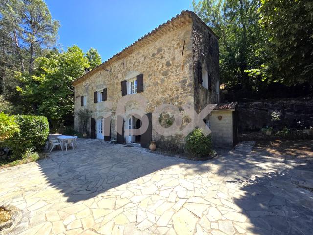 Maison 5 pièces 180 m²