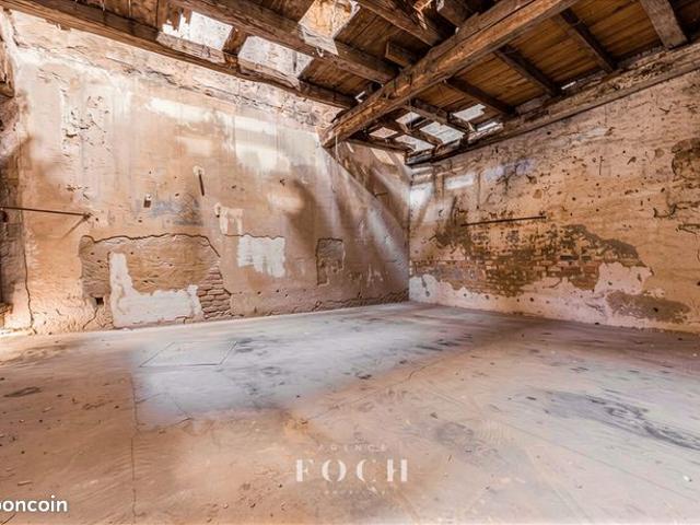 Maison 5 pièces 180 m²