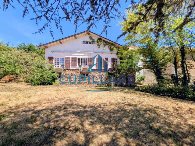 Maison 5 pièces 180 m²