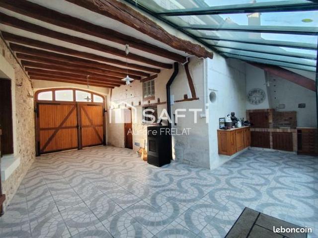 Maison 5 pièces 180 m²