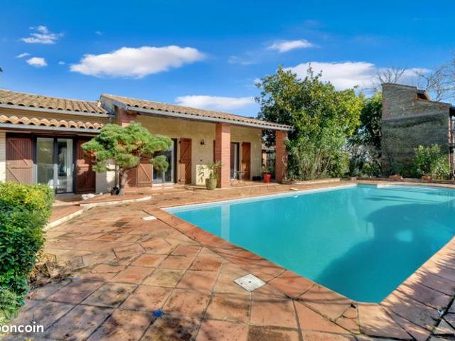 Maison 5 pièces 180 m²