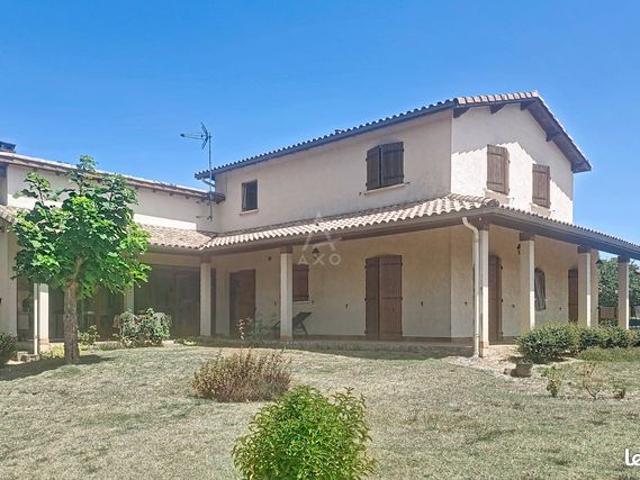 Maison 5 pièces 180 m²