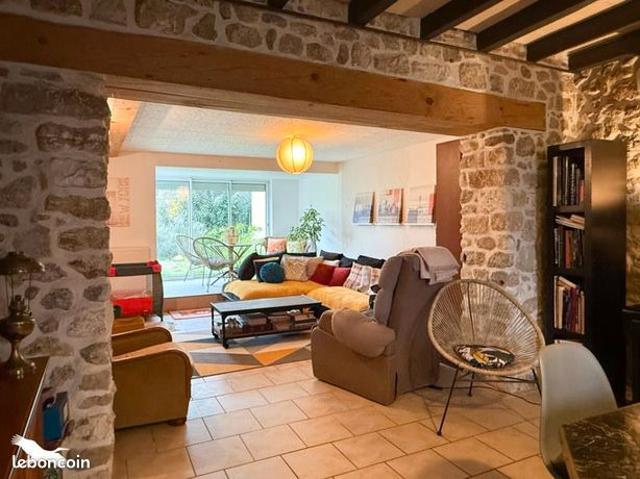 Maison 5 pièces 180 m²