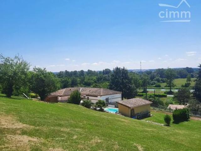 Maison 5 pièces 180 m²