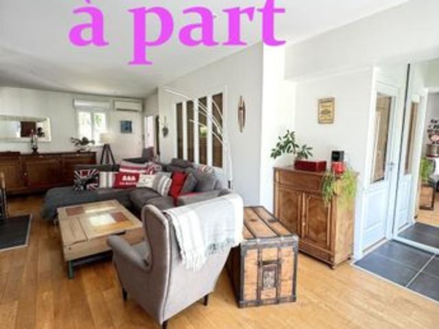 Maison 5 pièces 180 m²