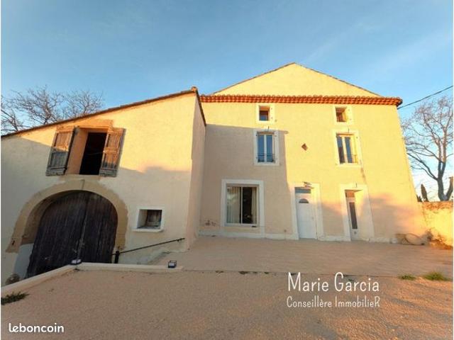 Maison 5 pièces 180 m²