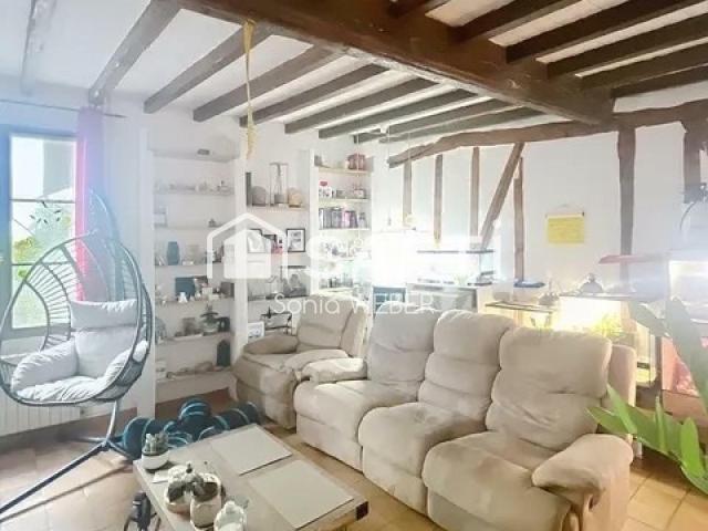 Maison 5 pièces 180 m²