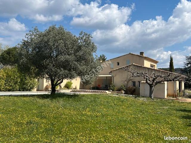 Maison 5 pièces 180 m²