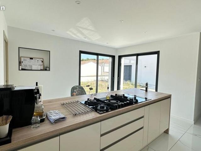 Maison 5 pièces 180 m²