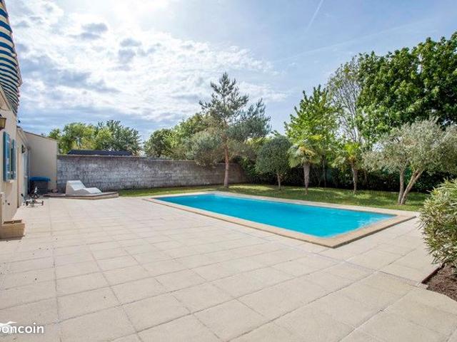 Pavillon 5 pièces 180 m²