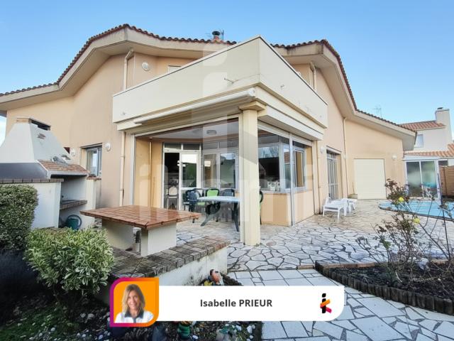 Maison 5 pièces 180 m²