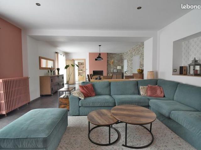 Maison 5 pièces 180 m²