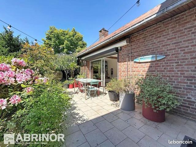 Maison 5 pièces 180 m²