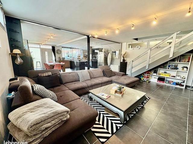 Maison 5 pièces 180 m²