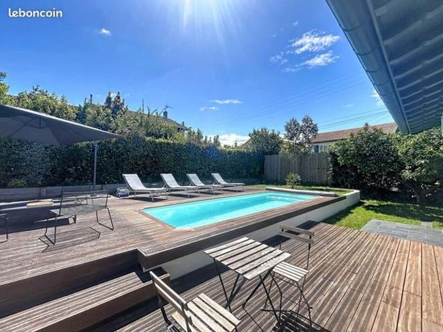 Maison 5 pièces 180 m²