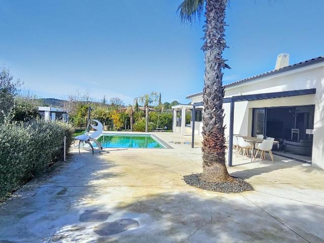 Maison 5 pièces 180 m²