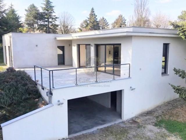 Maison 5 pièces 180 m²