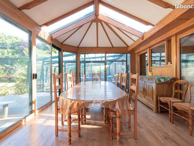 Maison 5 pièces 180 m²