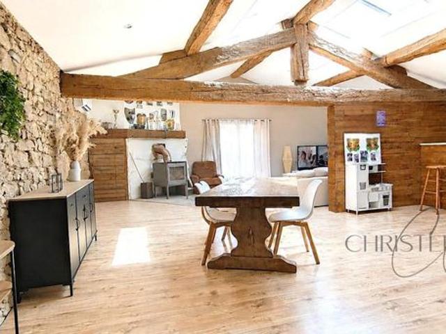 Maison 5 pièces 180 m²