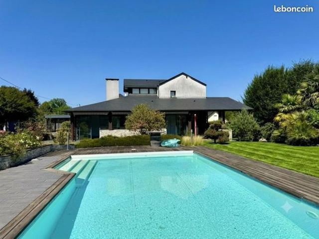Maison 5 pièces 180 m²