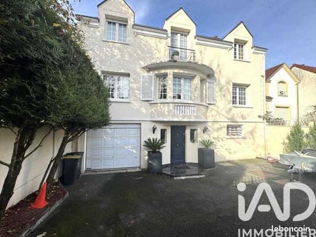 Maison 5 pièces 180 m²