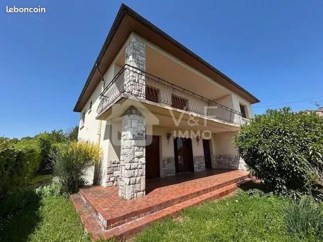 Maison 5 pièces 180 m²
