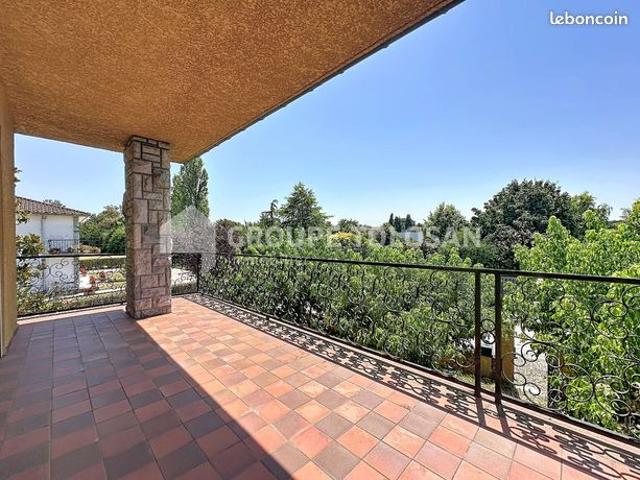 Maison 5 pièces 180 m²