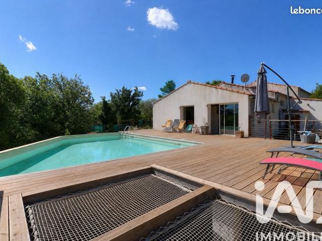 Maison 5 pièces 180 m²