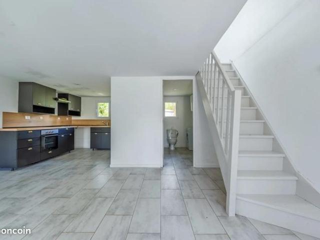 Maison 5 pièces 180 m²