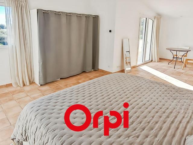 Maison 5 pièces, 180 m² à louer à Bandol 83150