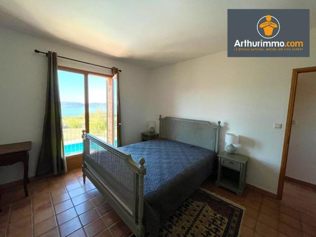 Maison 5 pièces, 180 m² à louer à Coti Chiavari 20138