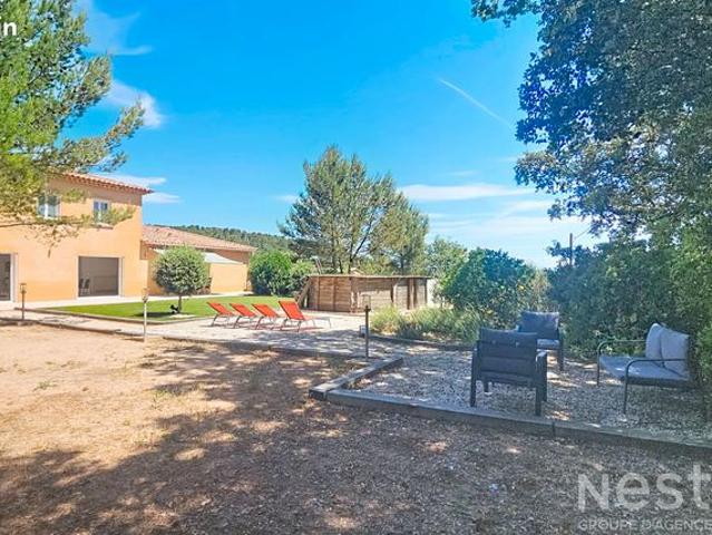 Maison 5 pièces 181 m²