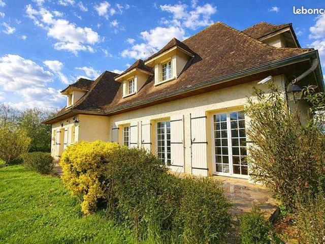 Maison 5 pièces 181 m²