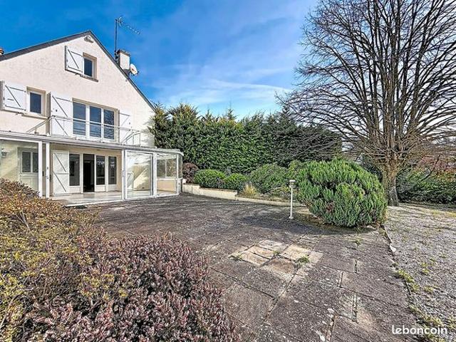 Maison 5 pièces 181 m²