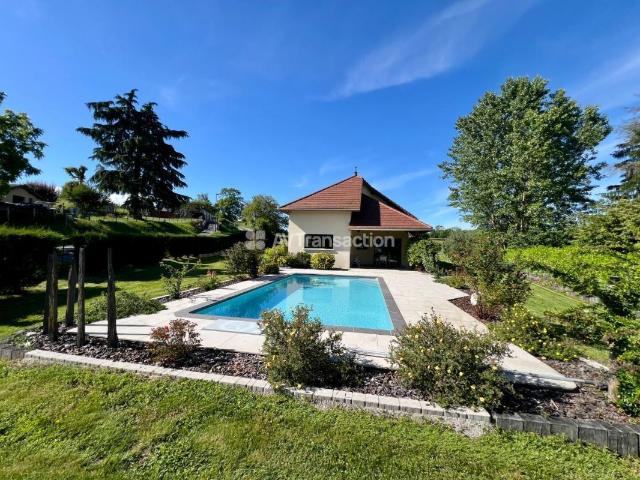 Maison 5 pièces 181 m²